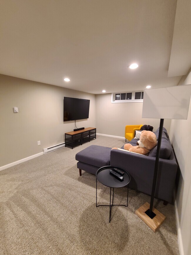 Foto del edificio - 6617 Vincent Ave S