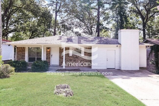 Building Photo - 2515 Montreal Dr