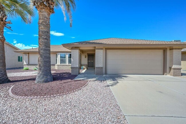 Foto del edificio - 14227 W Yosemite Dr