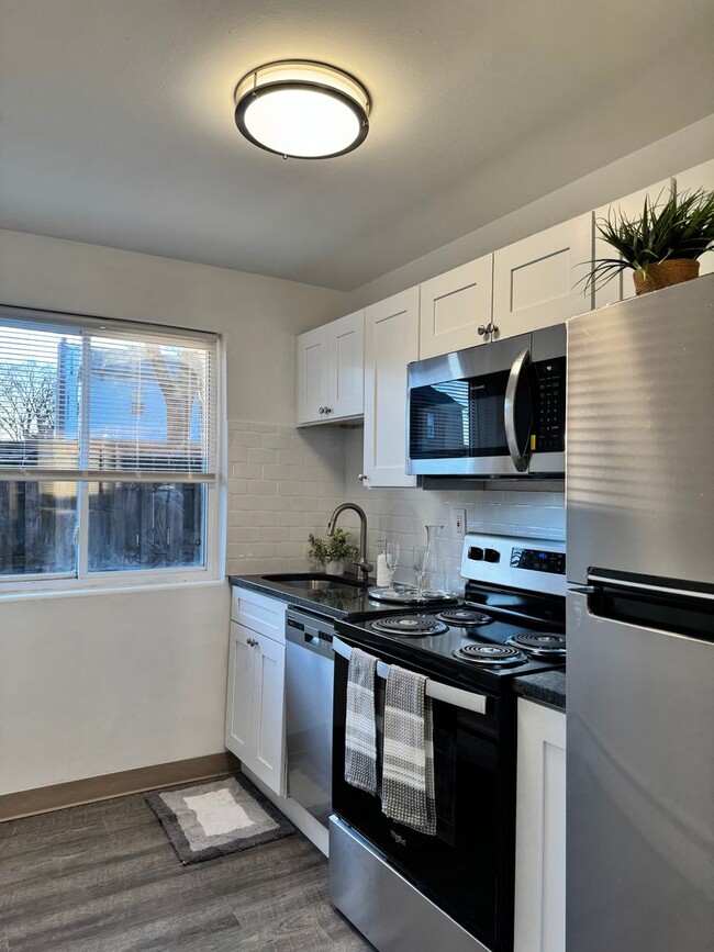 Interior Photo - Regency Terrace
