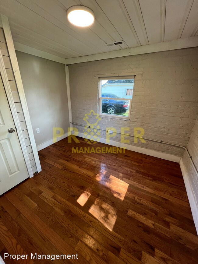 Building Photo - 2 br, 1 bath House - 633 Daleview Avenue