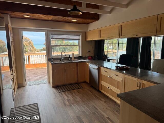 Foto del edificio - 1350 Atlantic St