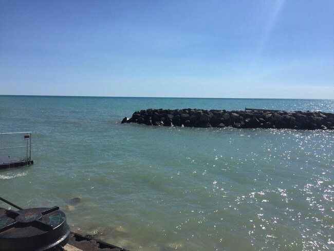 Foto del edificio - 1345 W Fargo Ave