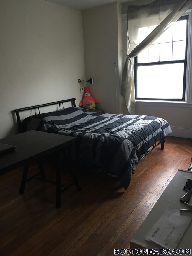 Foto del edificio - 204 Hemenway St