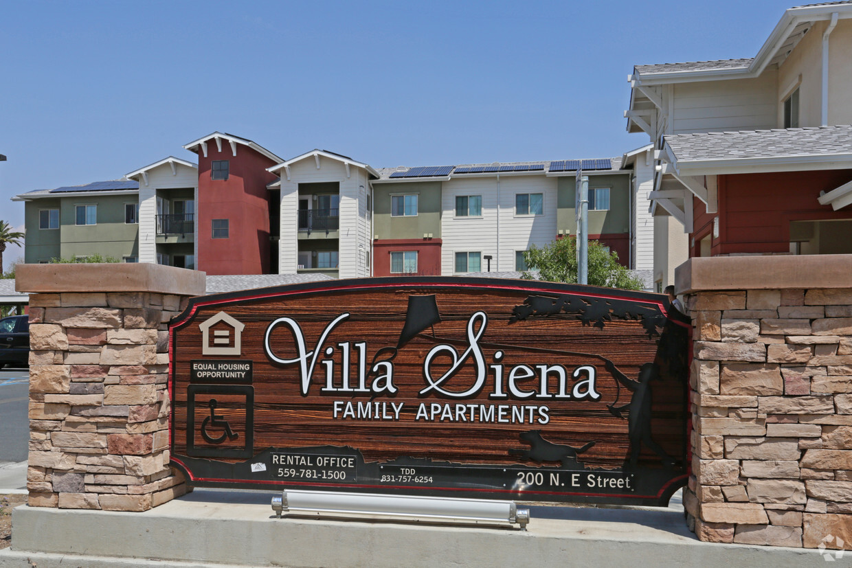 Signage - Villa Siena