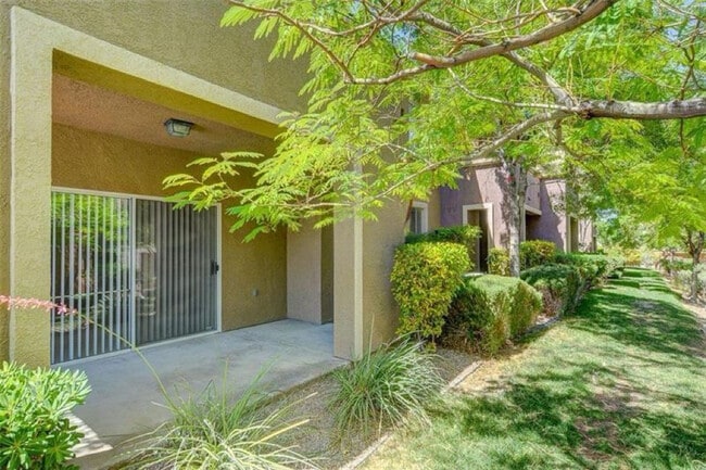 Building Photo - 720 Peachy Canyon Cir