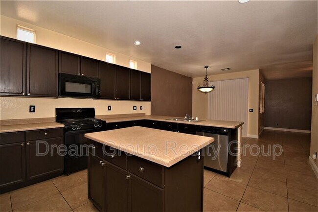 Building Photo - 10584 W Moultrie Ave