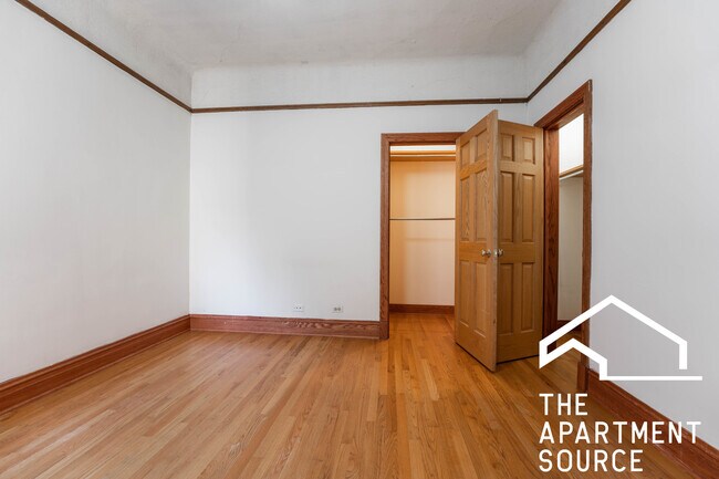 Foto del edificio - 4060 N Sheridan Rd