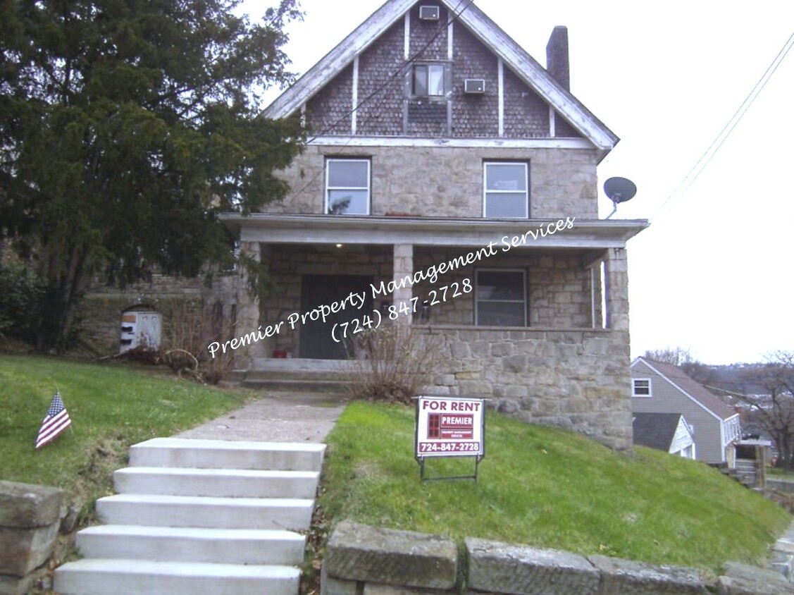 Primary Photo - 401 Jackson St
