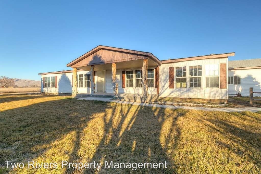 Primary Photo - 4 br, 3 bath House - 808 Pringle Road