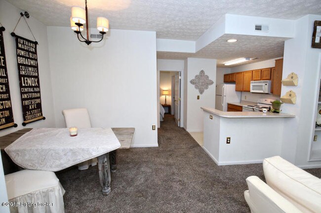 Foto del edificio - 13311 Prospect Glen Way