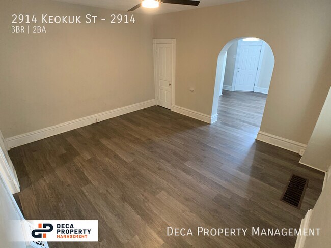 Building Photo - 3 Bedroom Apartment