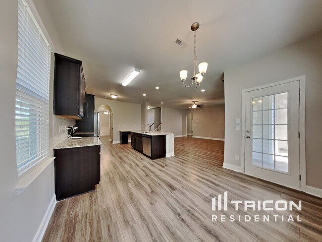 Building Photo - 108 Countryside Dr