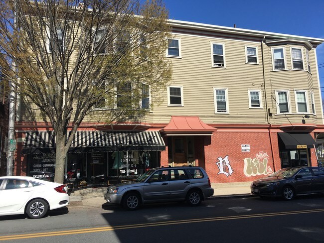 Exterior - Hope St - 394-398 Wickenden St