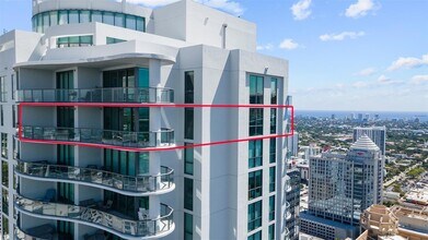 Building Photo - 100 E Las Olas Blvd
