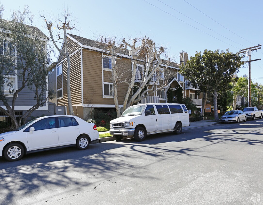 Primary Photo - Blix Apartments