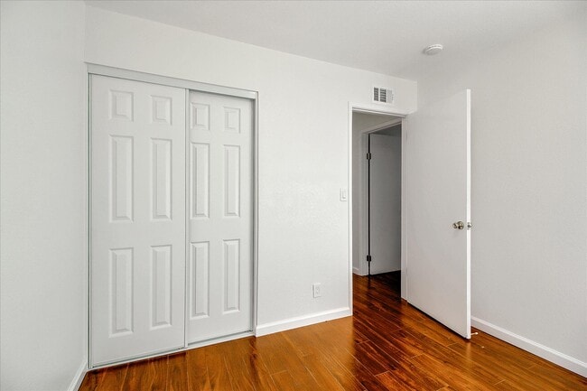 Building Photo - 2079 Camperdown Way