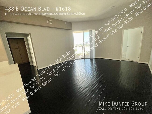 Building Photo - Beautiful 16th Floor Condo With Private Patio