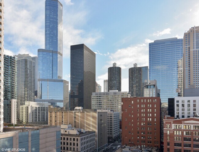 Foto del edificio - 600 N Dearborn St