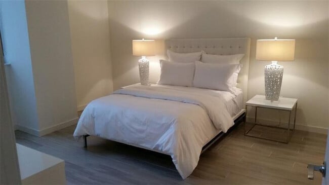 Foto del edificio - 999 SW 1st Ave