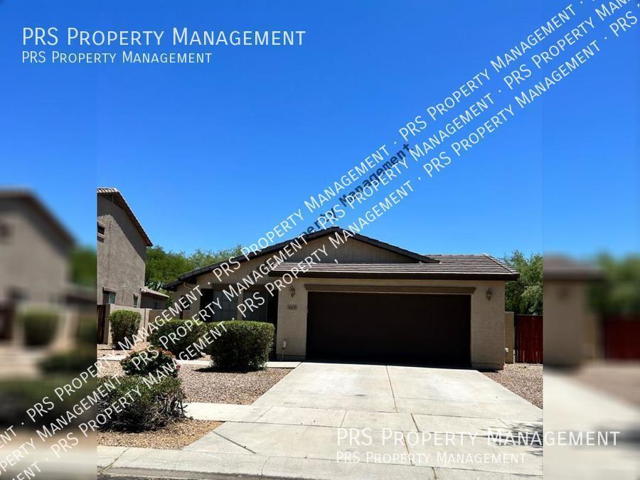 Beautiful Home With Pool!! House for Rent in Gilbert, AZ