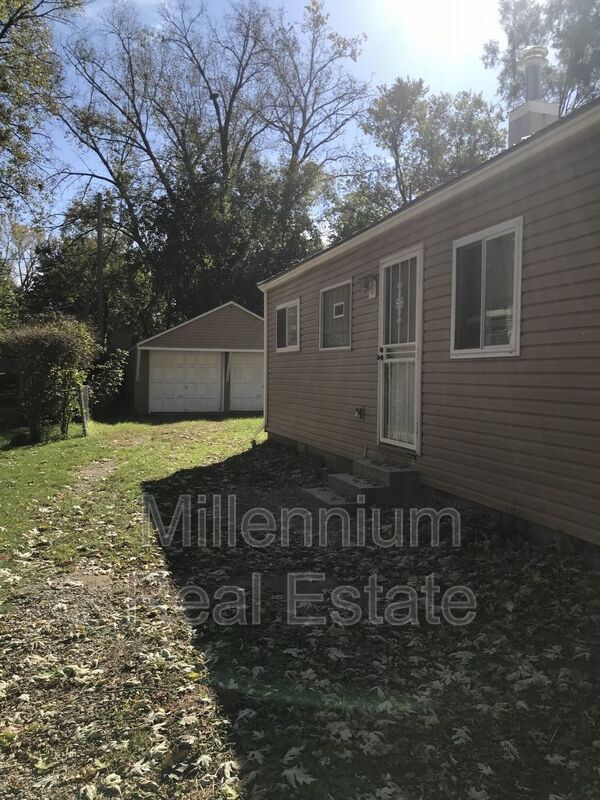Foto del edificio - 734 Kinney Rd