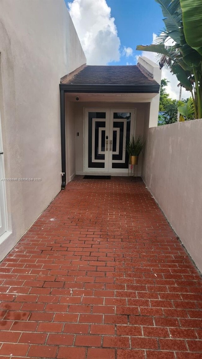 Building Photo - 11521 SW 80th Terrace