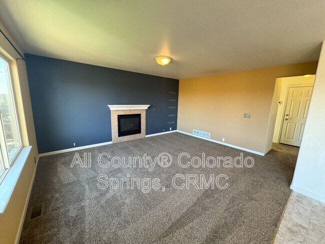 Building Photo - 6835 Akerman Dr