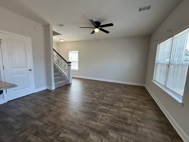 Foto del edificio - Home for Rent