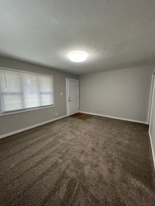 Photo - 2142 Ulen Lane House