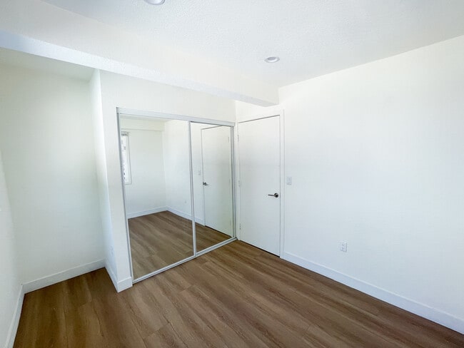 Foto del edificio - 1454 W 22nd St