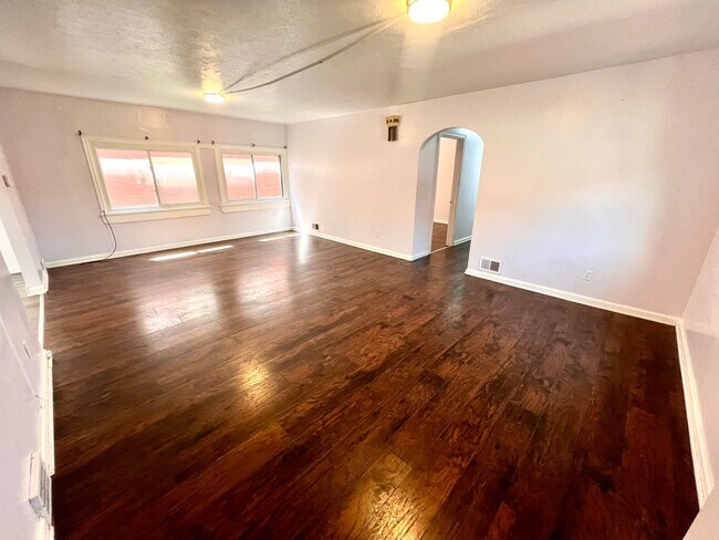 Foto del edificio - 405 6th Street