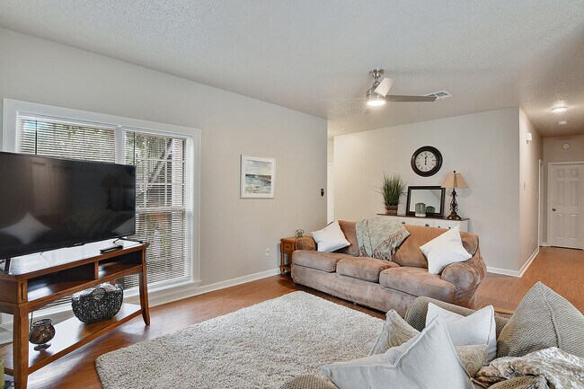 Foto del edificio - 7772 Jefferson Pl Blvd