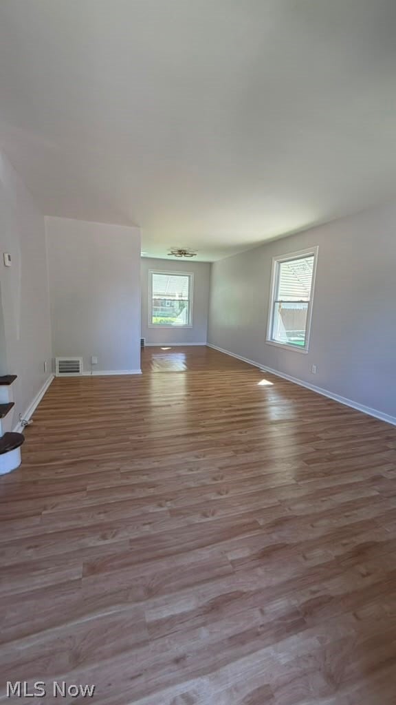 Building Photo - 1527 Babbitt Rd