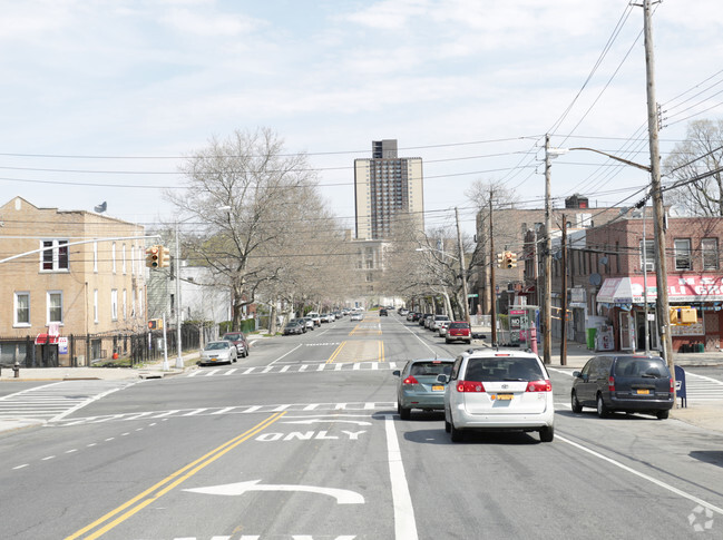 Building Photo - 3036 Bronxwood