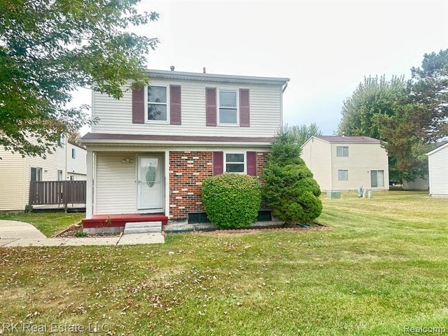 Foto del edificio - 2824 Roundtree Dr