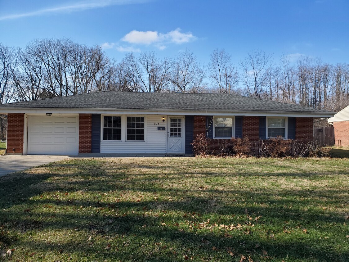 194 Pinegrove Dr, Bellbrook, OH 45305 House Rental in Bellbrook, OH