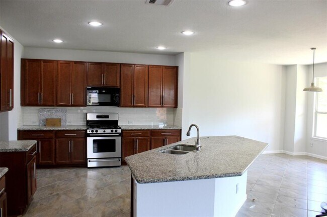 Foto del edificio - 15422 Paloma Crossing Ct