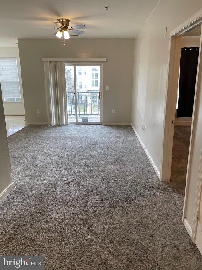 Building Photo - 15607 Everglade Ln