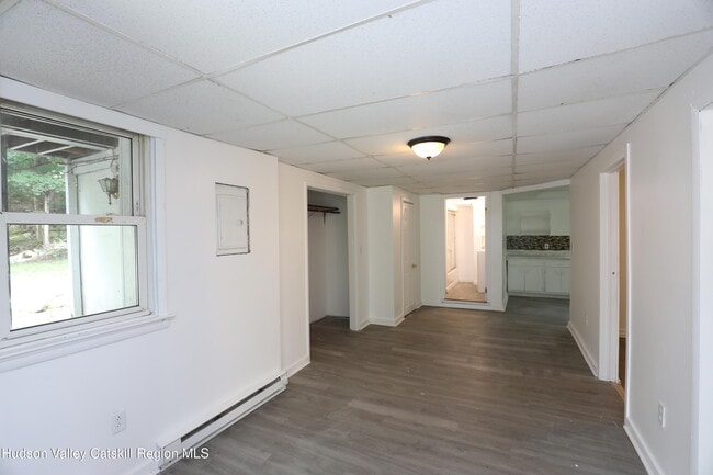 Building Photo - 17 Rear Chapel St