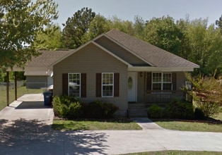 Building Photo - 724 Carlton Click Rd