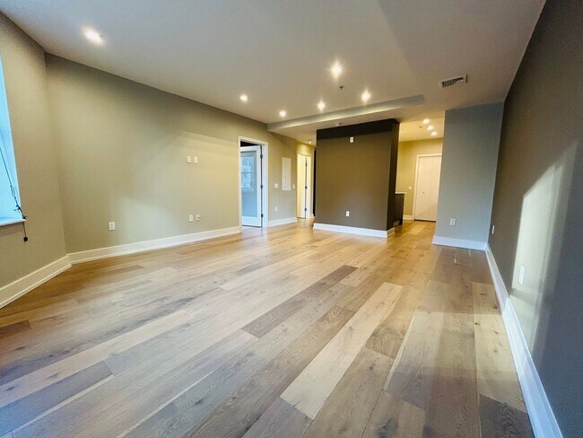 Foto del interior - 4525 Walnut Associates LP