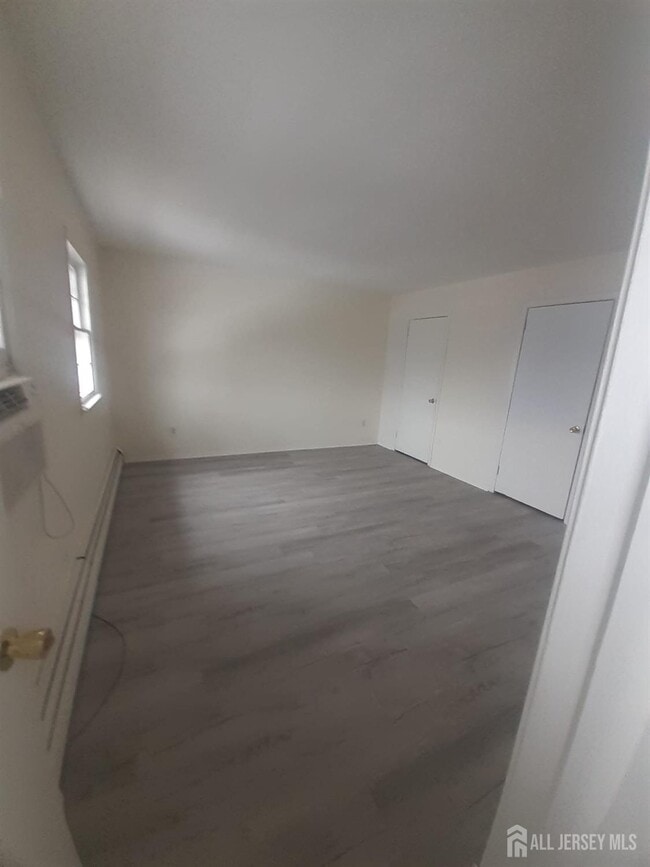 Foto del edificio - 1776 Oak Tree Rd