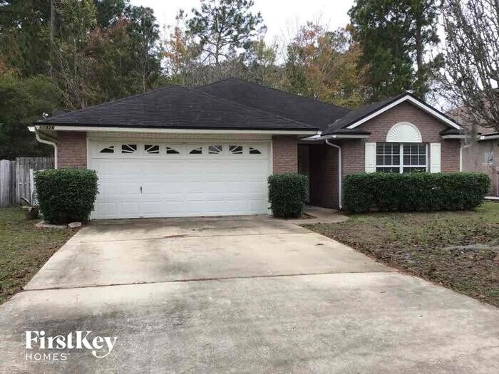 Primary Photo - 11826 Hidden Stagecoach Ct