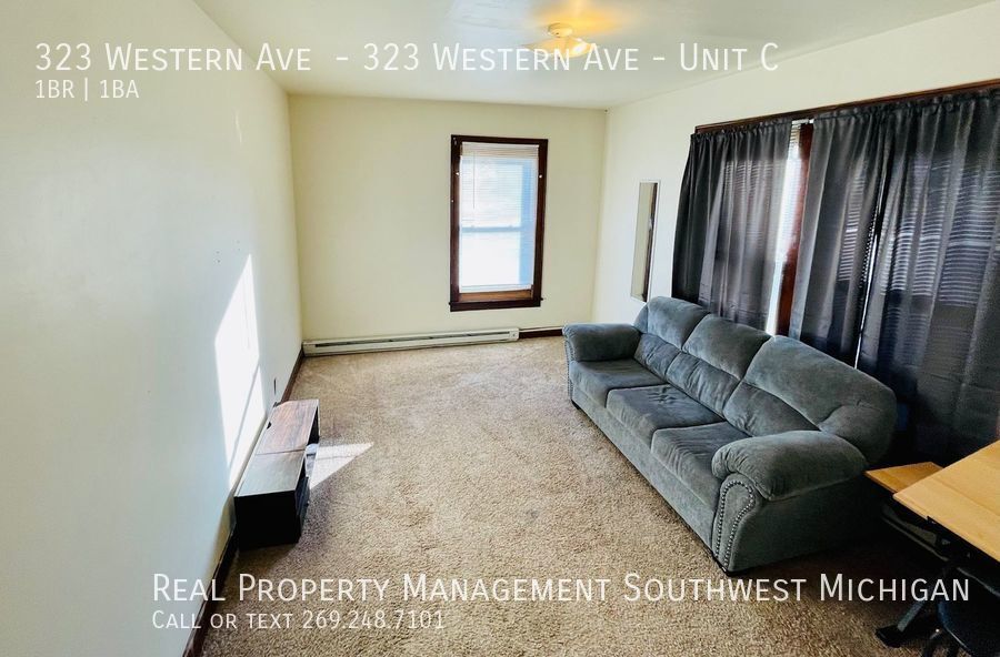 Primary Photo - One bed, one bath upper unit apt in Benton...