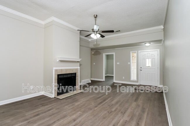 Building Photo - 6611 Nelson Way Dr