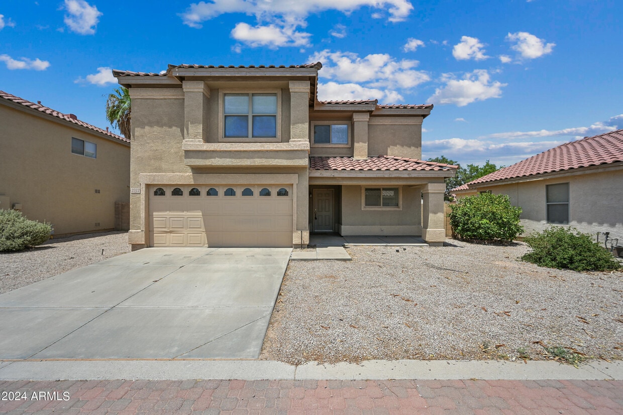 Primary Photo - 2312 E Gleneagle Dr