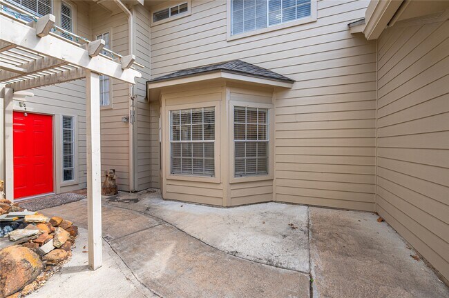 Foto del edificio - 2060 Glencove Dr