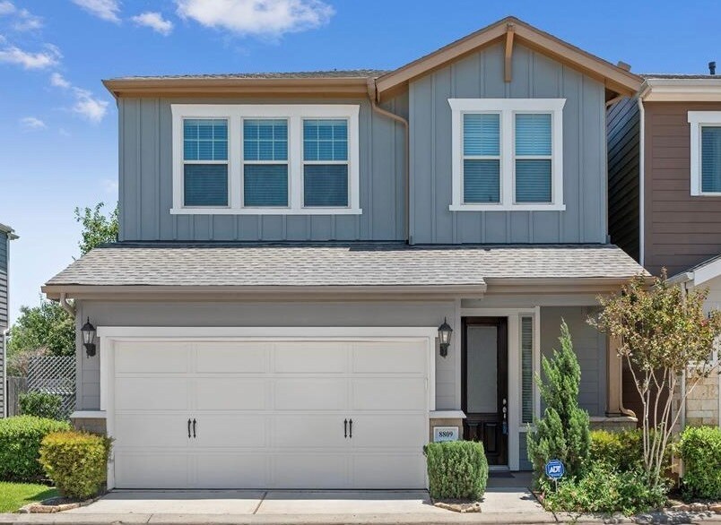 Foto principal - 8809 Ashbloom Ln