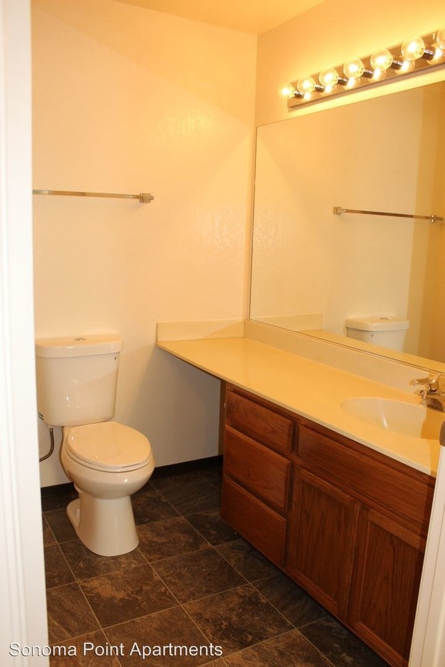 Building Photo - 130 Tuscany Pl